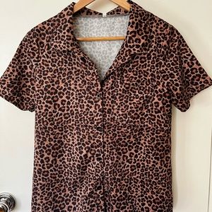Fun Leopard Print Short Sleeve Button Up 🐆